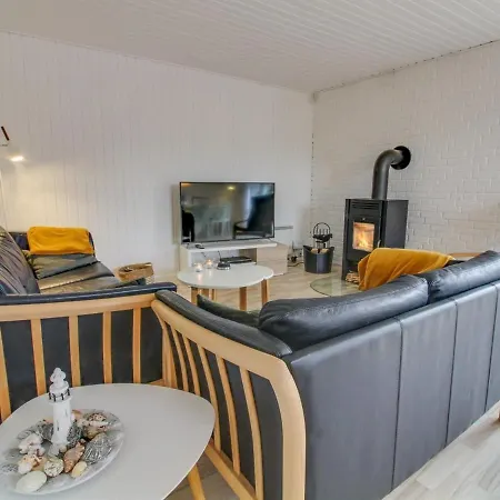 Σπίτι διακοπών Denisa - 2-3km From The Sea In Western Jutland By Interhome Lakolk